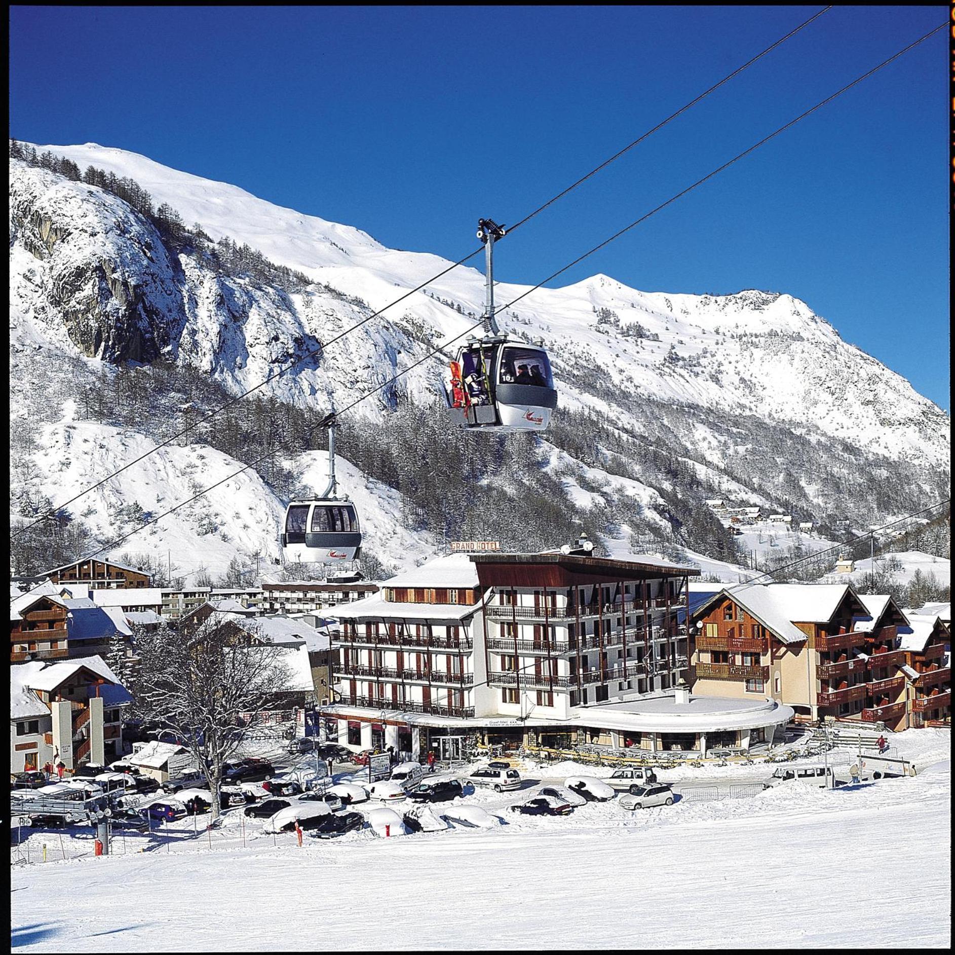 Grand Hotel De Valloire Et Du Galibier Exterior photo